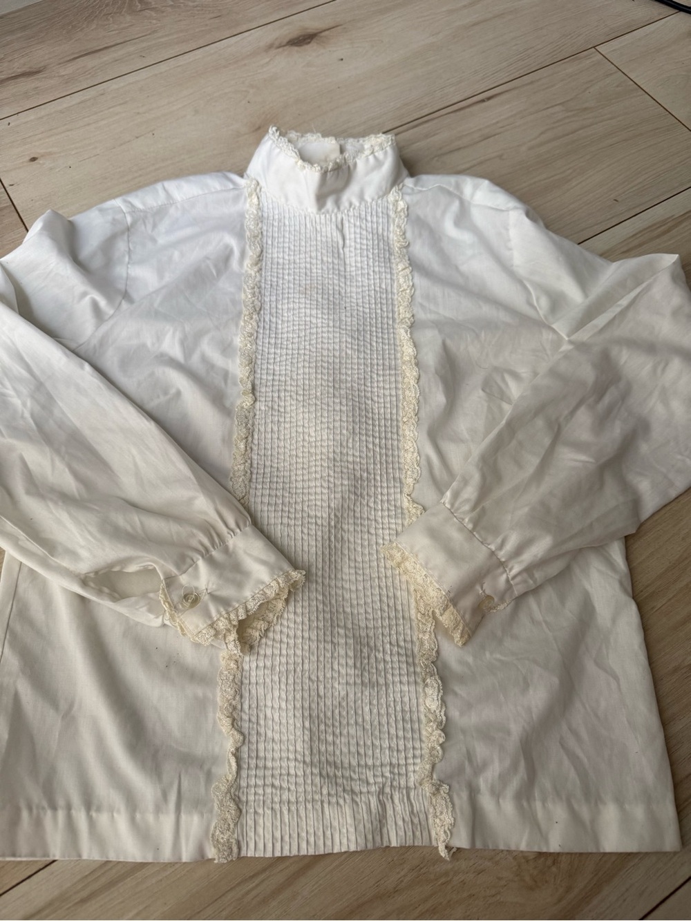 Victorian-Edwardian Inspired ILGWU White Lace Trim Blouse